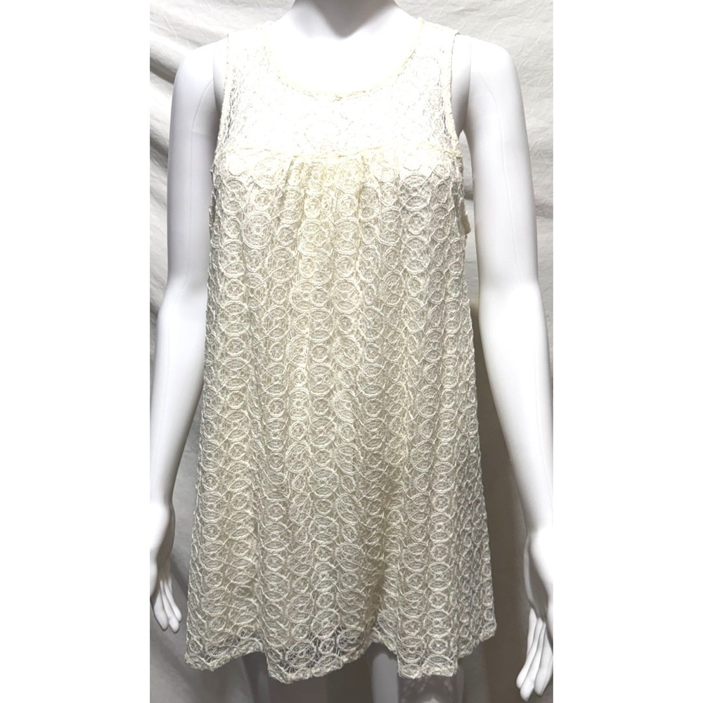 A Pea In The Pod Maternity Women's Size Medium Ivory Color Lace Tunic‎ Top